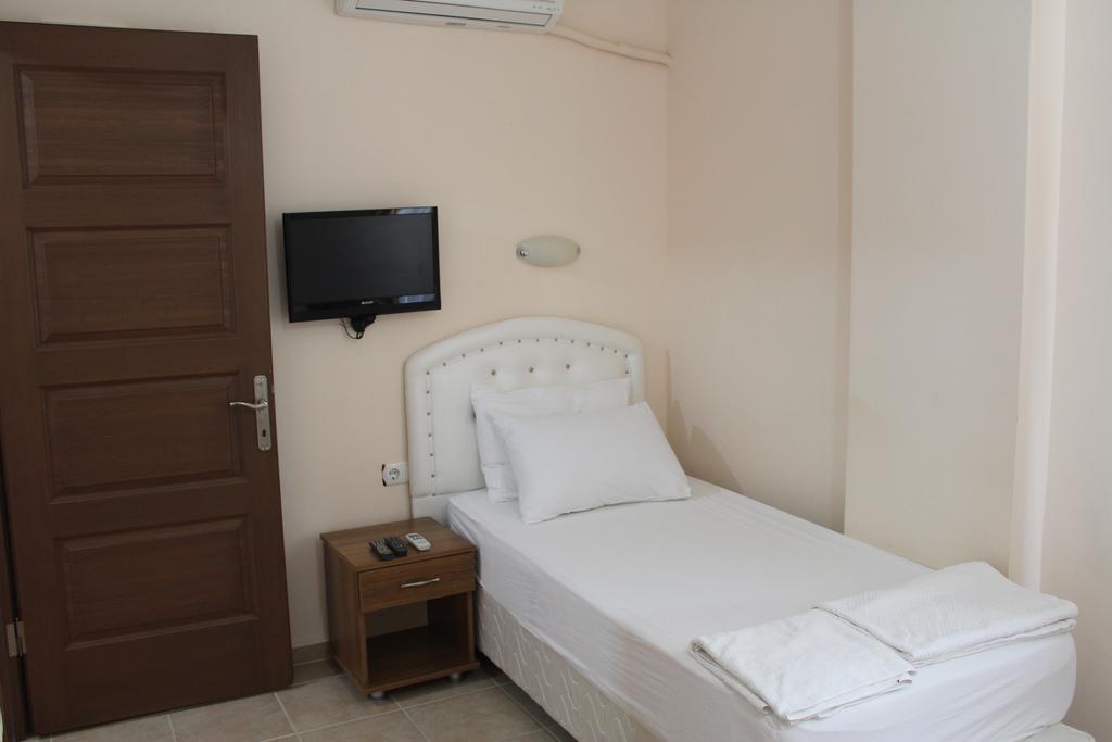 Deniz Apart Hotel ปาลามุทบูคู ภายนอก รูปภาพ